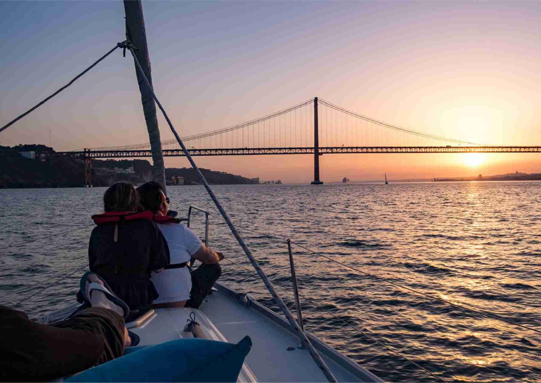 Boat It Premium Tour Sunset at the Tagus River